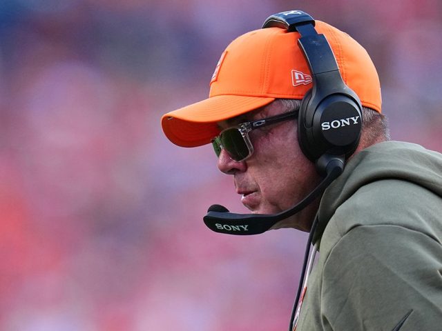 NFL official collides with Broncos’ Sean Payton, head coach receives penalty