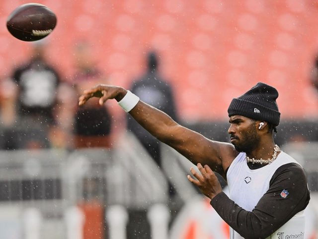 ESPN radio host calls out Browns as rookie Shedeur Sanders remains benched
