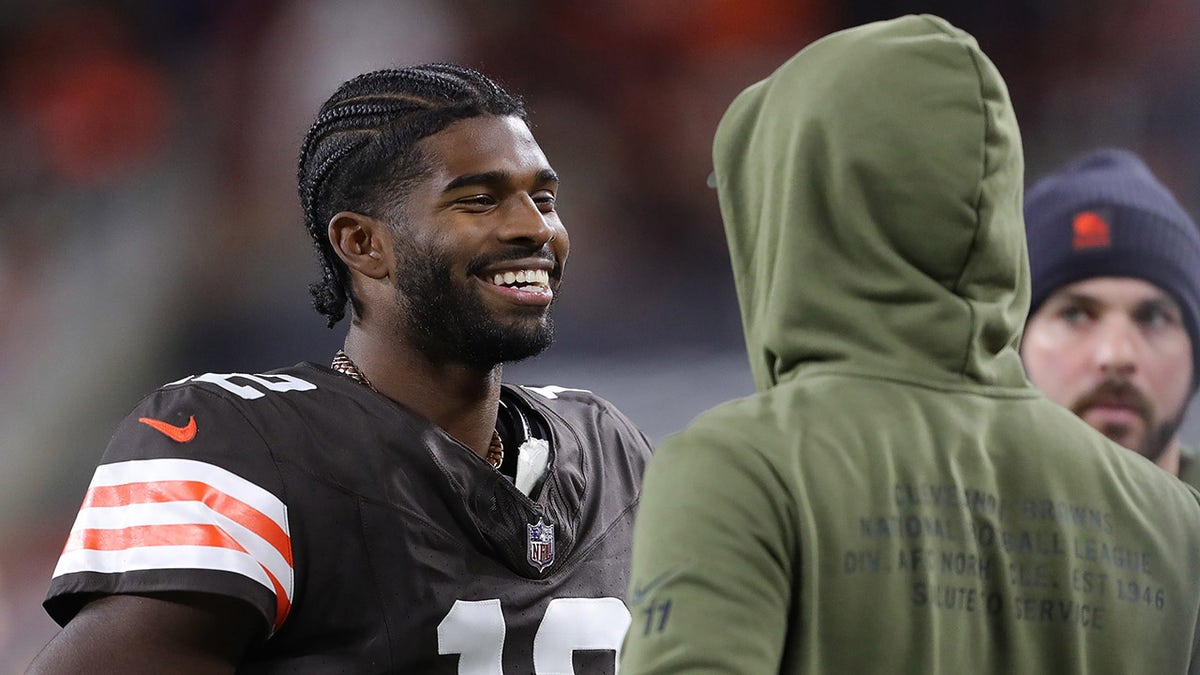 Shedeur Sanders is the 'most powerful Black man' since Obama took office, NBA champ says at george magazine