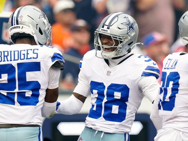 Cowboys player earns widespread praise for incredible hustle to make key play vs Eagles