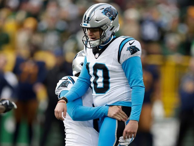 Panthers score upset over Packers with game-winning field goal