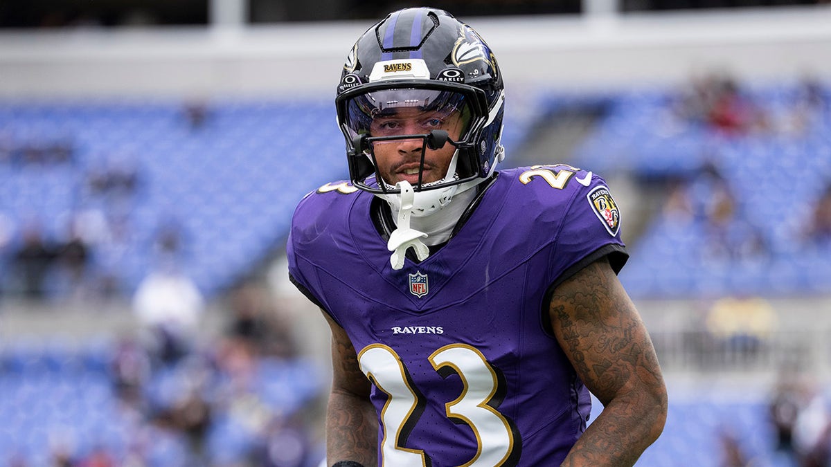 Eagles acquire Pro Bowl cornerback in trade with Ravens at george magazine