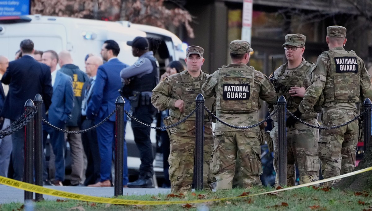 DC law enforcement to join National Guard troops on patrol after shooting at george magazine