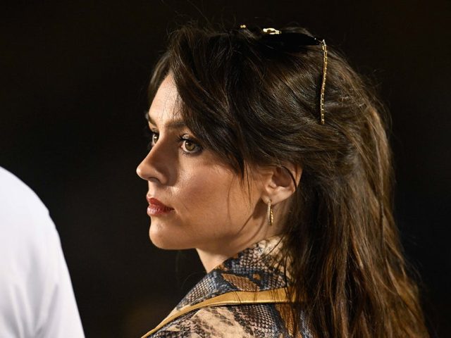 Bill Belichick’s daughter-in-law unleashes profanity-filled rant at Jordon Hudson after Tar Heels game: report