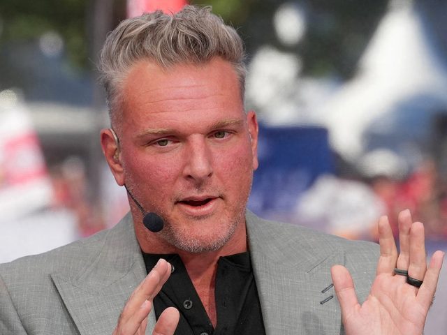 Pat McAfee begs Lane Kiffin, college football’s top coaching candidate, to remain at Ole Miss