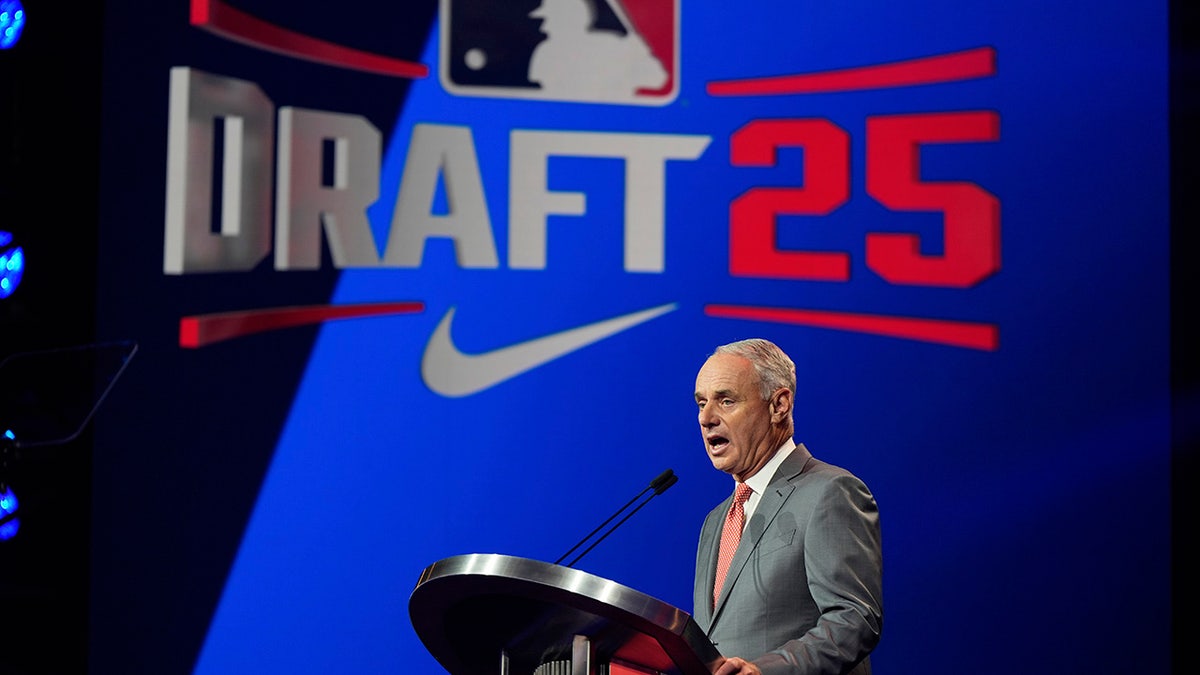 MLB commissioner addresses sport's illegal gambling scandal, will cooperate with Congress on investigation  at george magazine
