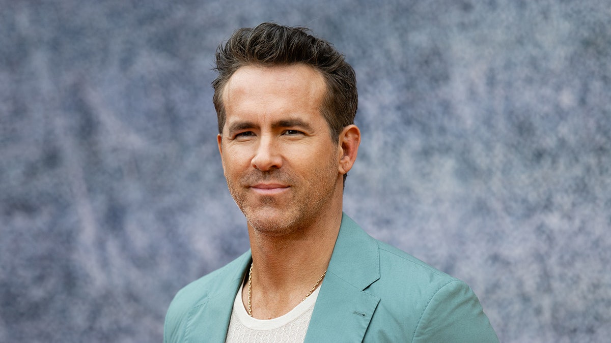 Ryan Reynolds sparks outrage in Minnesota with 'insulting' boxed wine comment  at george magazine