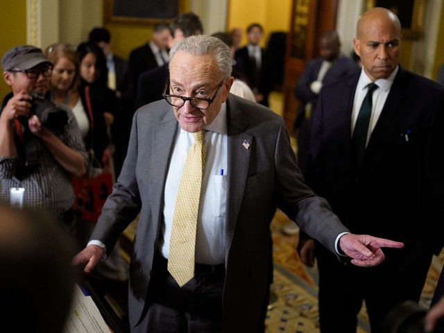 Optimism fades as Senate Democrats dig in, hold out over Obamacare demands