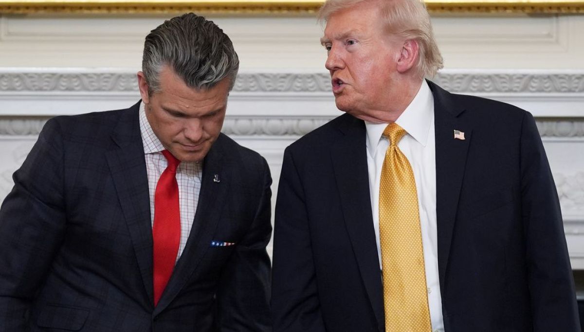 Trump opposed to follow-up strikes on alleged drug boats amid Hegseth scrutiny  at george magazine