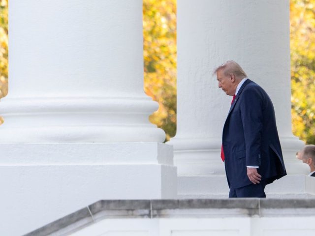 Trump will not visit Supreme Court during tariffs case