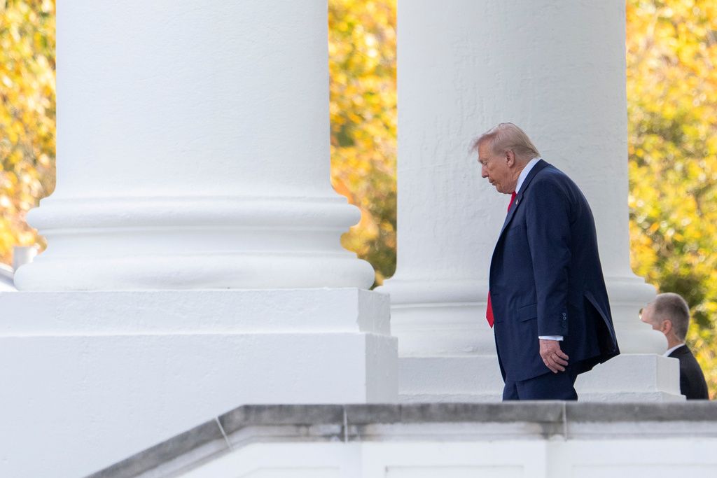 Trump will not visit Supreme Court during tariffs case  at george magazine