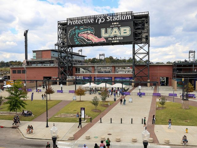 UAB football player allegedly stabs two teammates hours before scheduled game against South Florida
