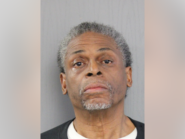 Chicago man with 25 prison sentences commits new burglaries within 48 hours of release