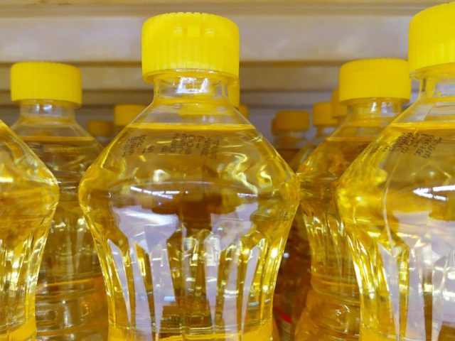 America’s most popular cooking oil may be linked to obesity, new study finds