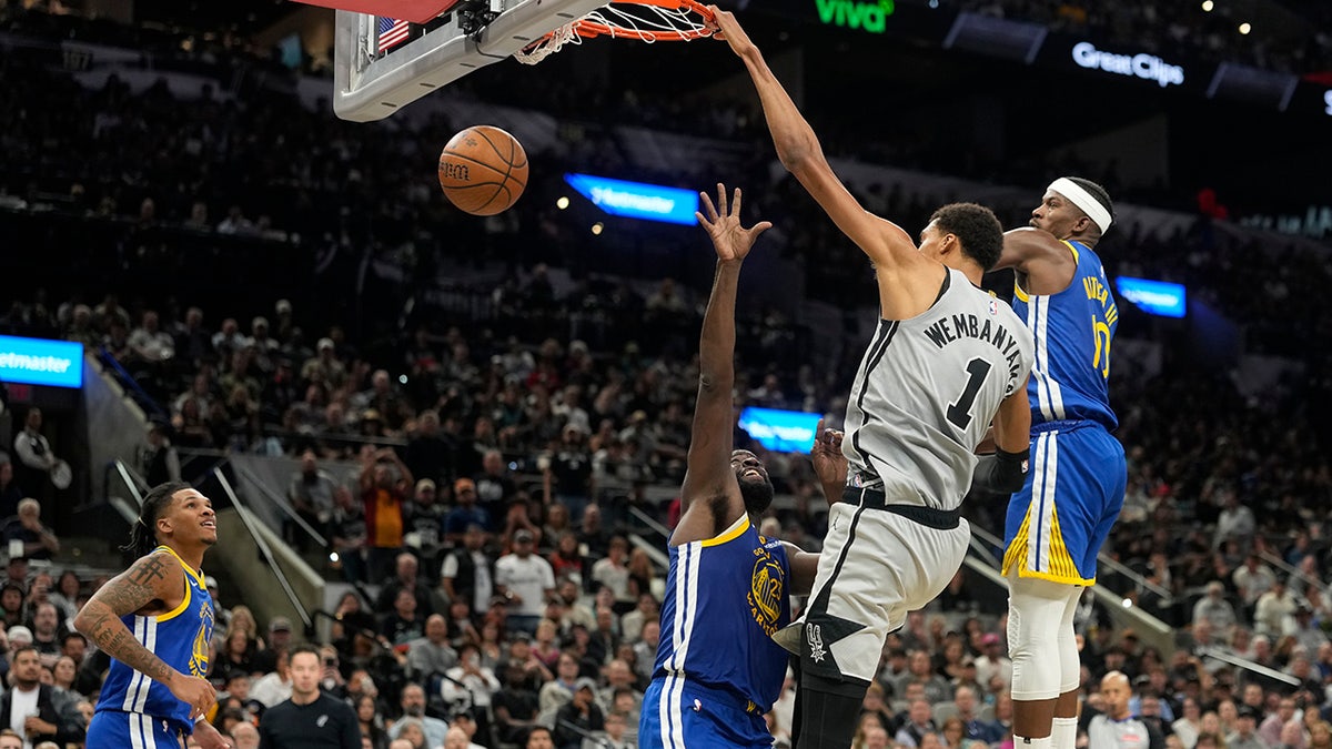 Victor Wembanyama taunts Draymond Green after getting physical, dunking over him  at george magazine