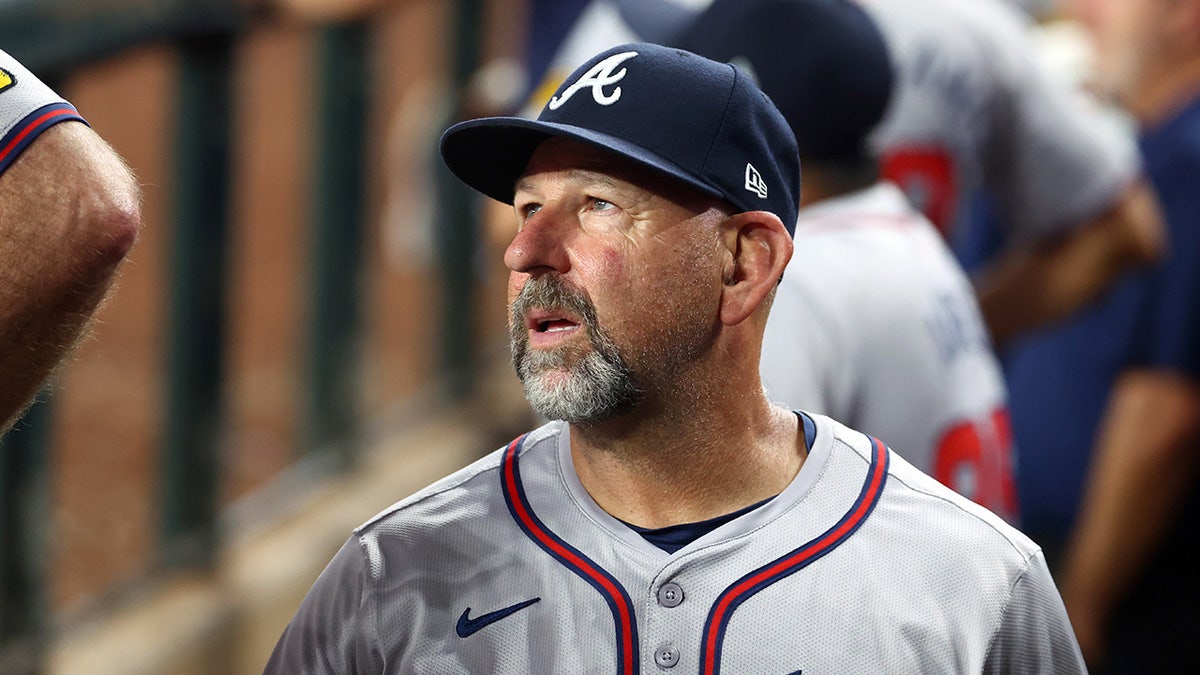 Braves hire longtime bench coach Walt Weiss as new manager at george magazine