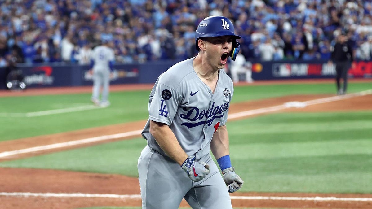 Dodgers' World Series hero Will Smith describes team's mindset during dramatic victory over Blue Jays at george magazine
