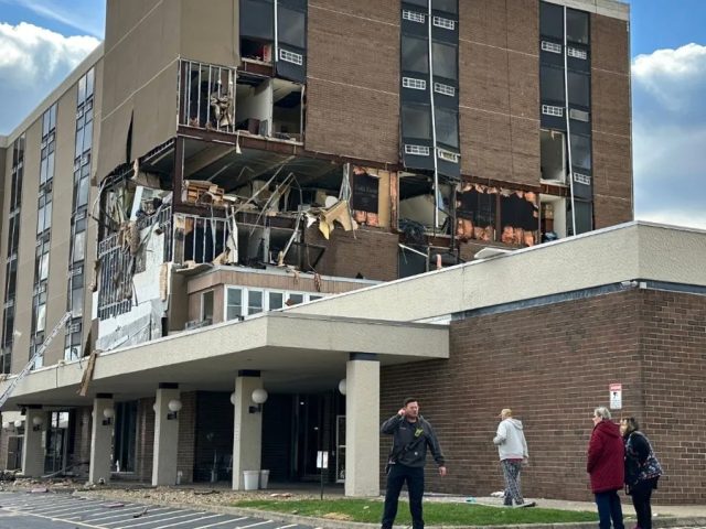 Explosion rocks senior living apartment building in Ohio, multiple people injured