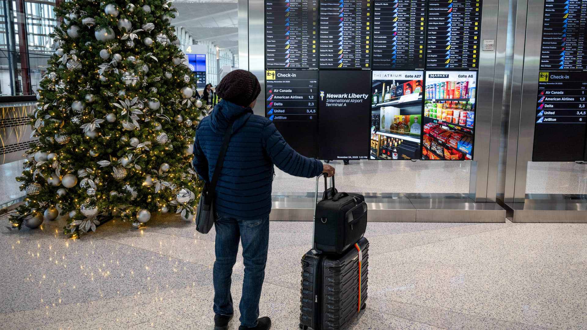 Winter storm puts airlines to the test. Here's what travelers need to know at george magazine