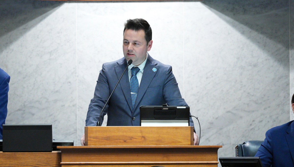 Lieutenant governor warns Trump administration won’t see Indiana as ‘good partner’ after redistricting failure at george magazine