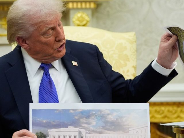 Trump hires new architect for White House ballroom