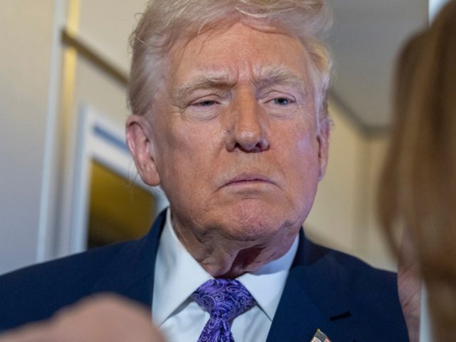 Trump quietly ‘reviewing options’ as Congress stares down Obamacare deadline