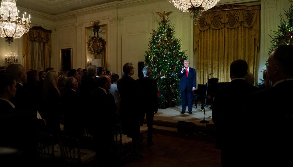 Democrats think Trump’s Minnesota immigration pivot lacks legs at george magazine