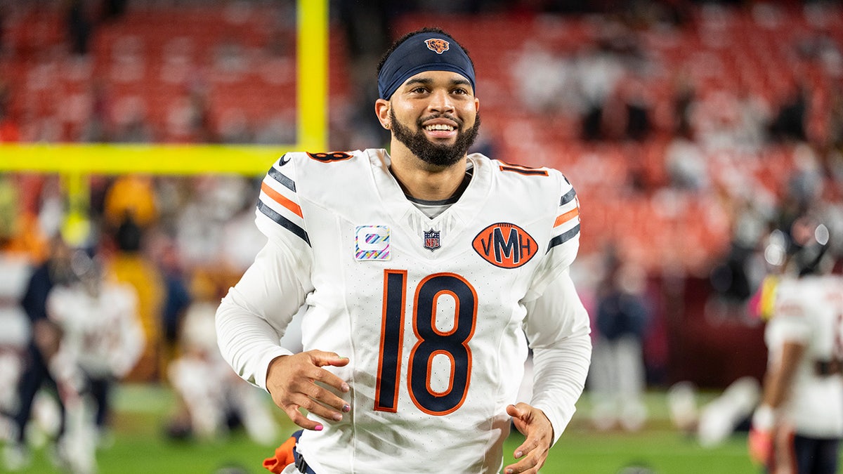 NFL announcer claims Caleb Williams skipped pregame media obligations: 'Sat on a Zoom waiting forever' at george magazine