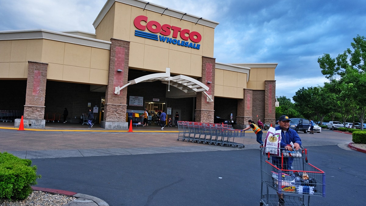 Here's how you can get up to 75% off Costco, Sam's Club and BJ's memberships at george magazine