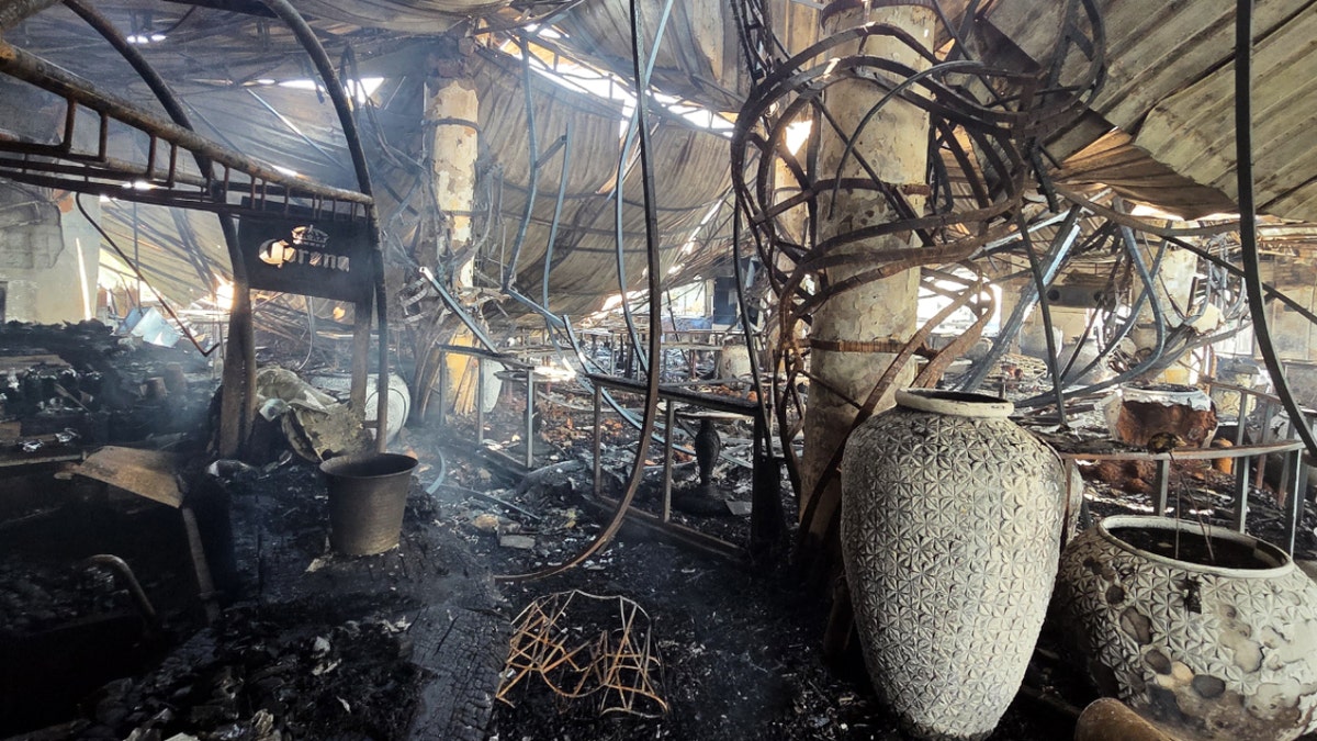 Overnight fire at India nightclub leaves 25 dead at george magazine