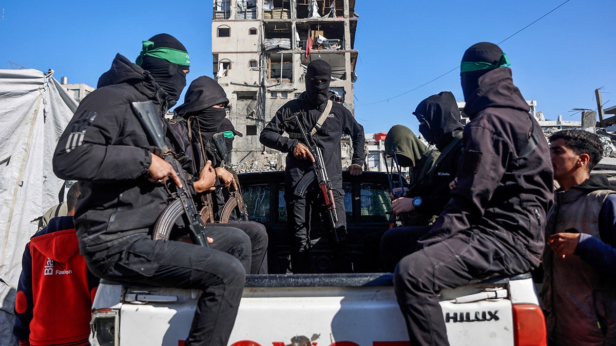 Gaza militia leader forms rival force against Hamas, warns terrorists are regrouping amid ceasefire  at george magazine