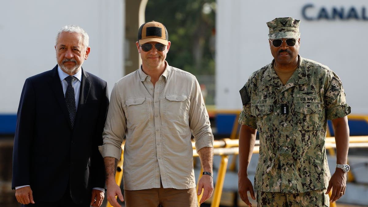 SOUTHCOM commander abruptly retires amid escalating scrutiny of Caribbean strikes at george magazine