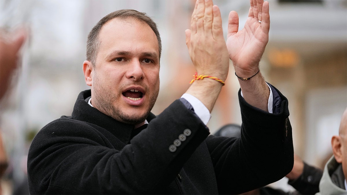 Young progressive beats out establishment candidate in Jersey City mayoral race, echoing Mamdani  at george magazine