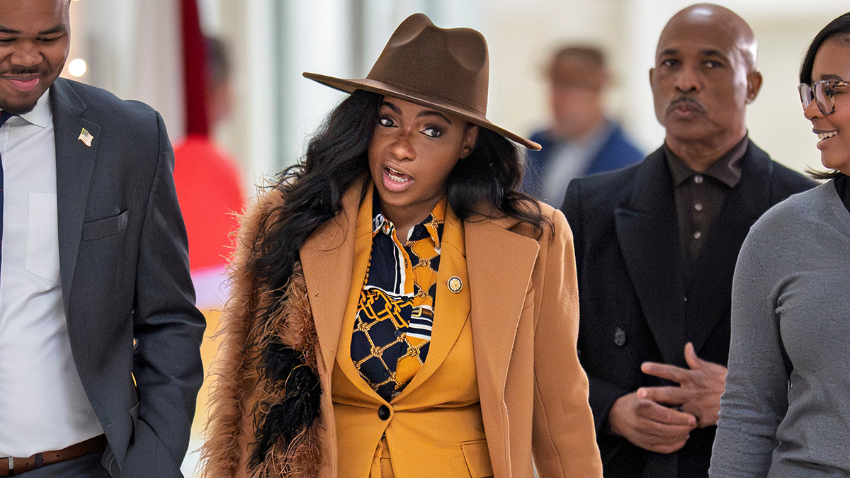 GOP seizes on Dem civil war as progressives jump into key 2026 Senate races: ‘They're in shambles’ at george magazine