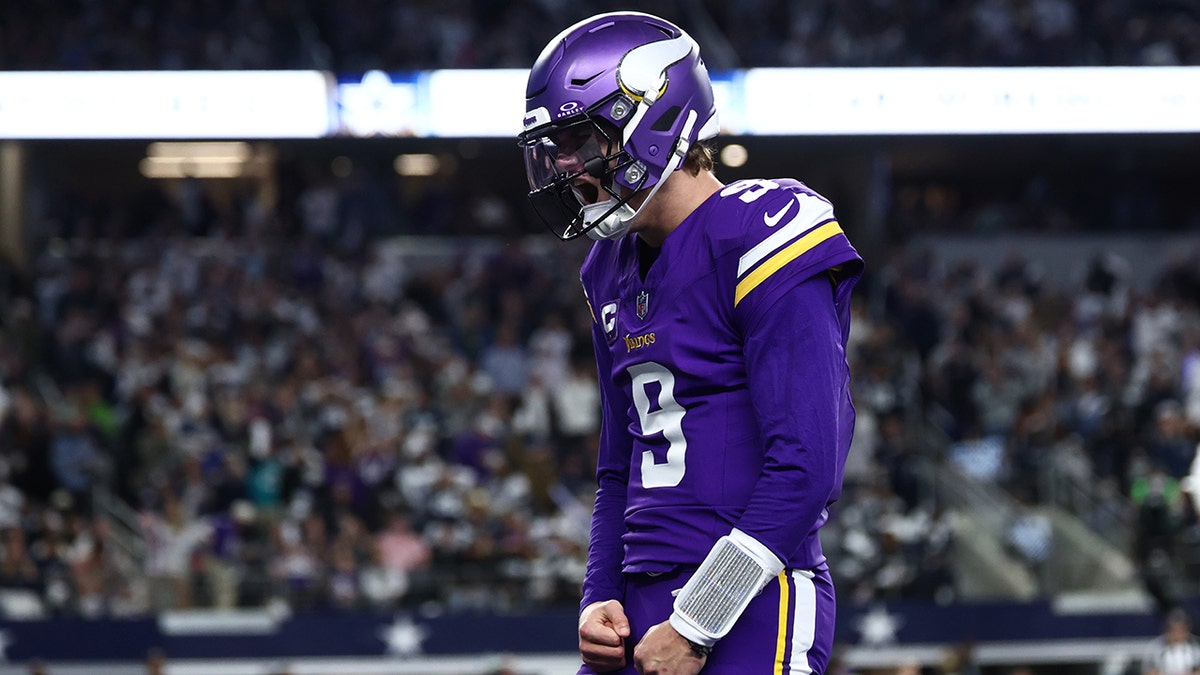 Vikings' JJ McCarthy tallies 3 touchdowns, buries Cowboys' playoff chances at george magazine