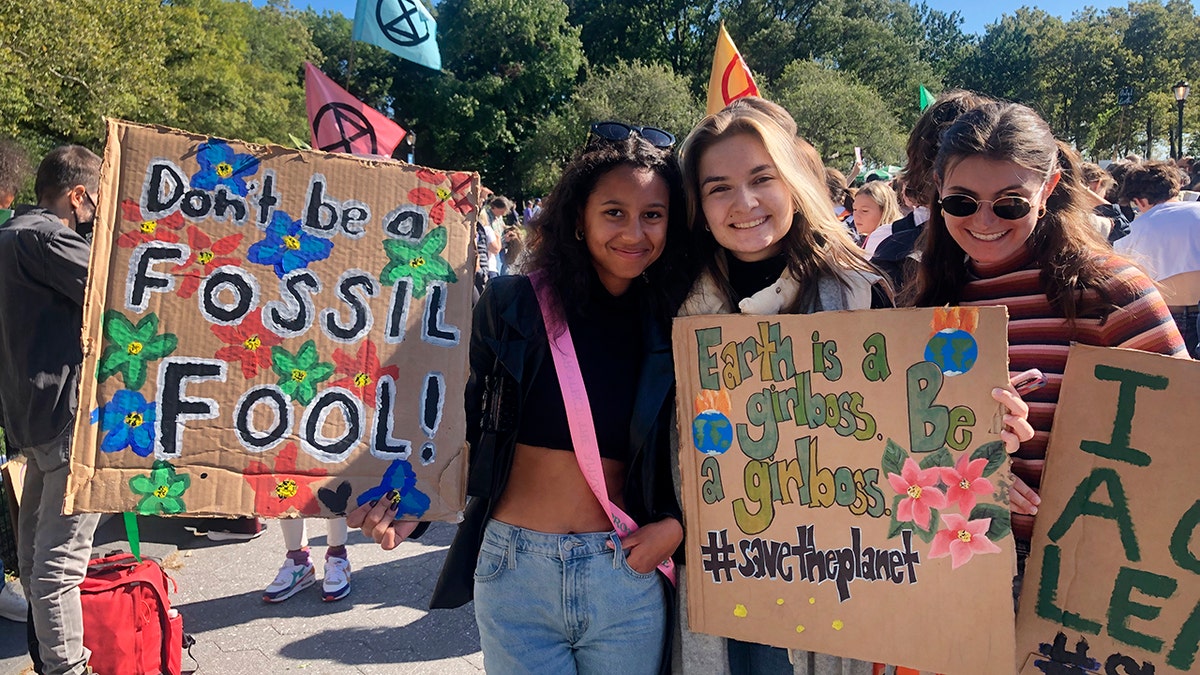 LIZ PEEK: Five unforgettable lessons we all learned in 2025, but some Democrats still didn’t at george magazine