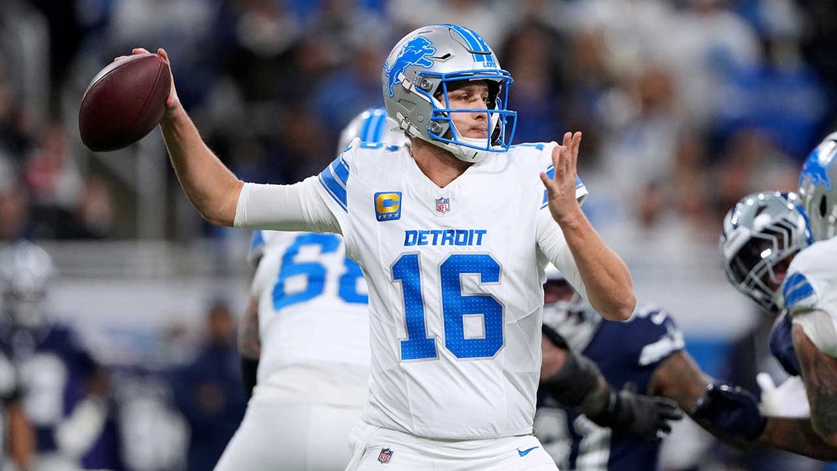 Lions' Jared Goff interrupts reporter after repeated questions about Rams: 'We’re still talking about it' at george magazine