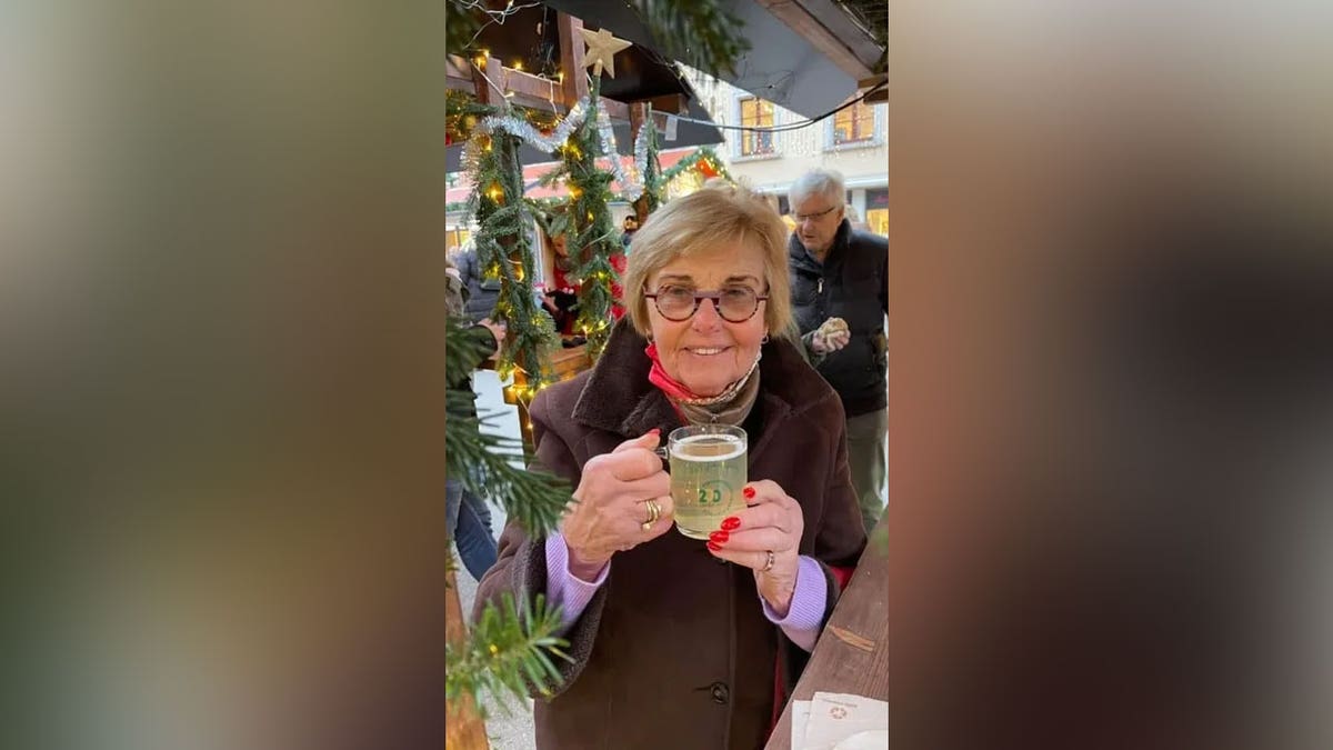 Families mourn loved ones lost in Bondi Beach terror attack: ‘No words can describe the pain’ at george magazine