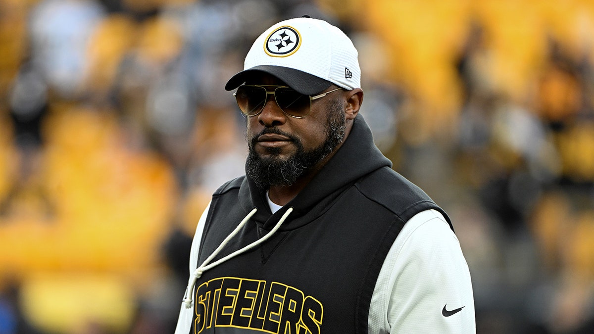 Steelers head coach Mike Tomlin gives surprising answer when asked about fans calling for his job  at george magazine
