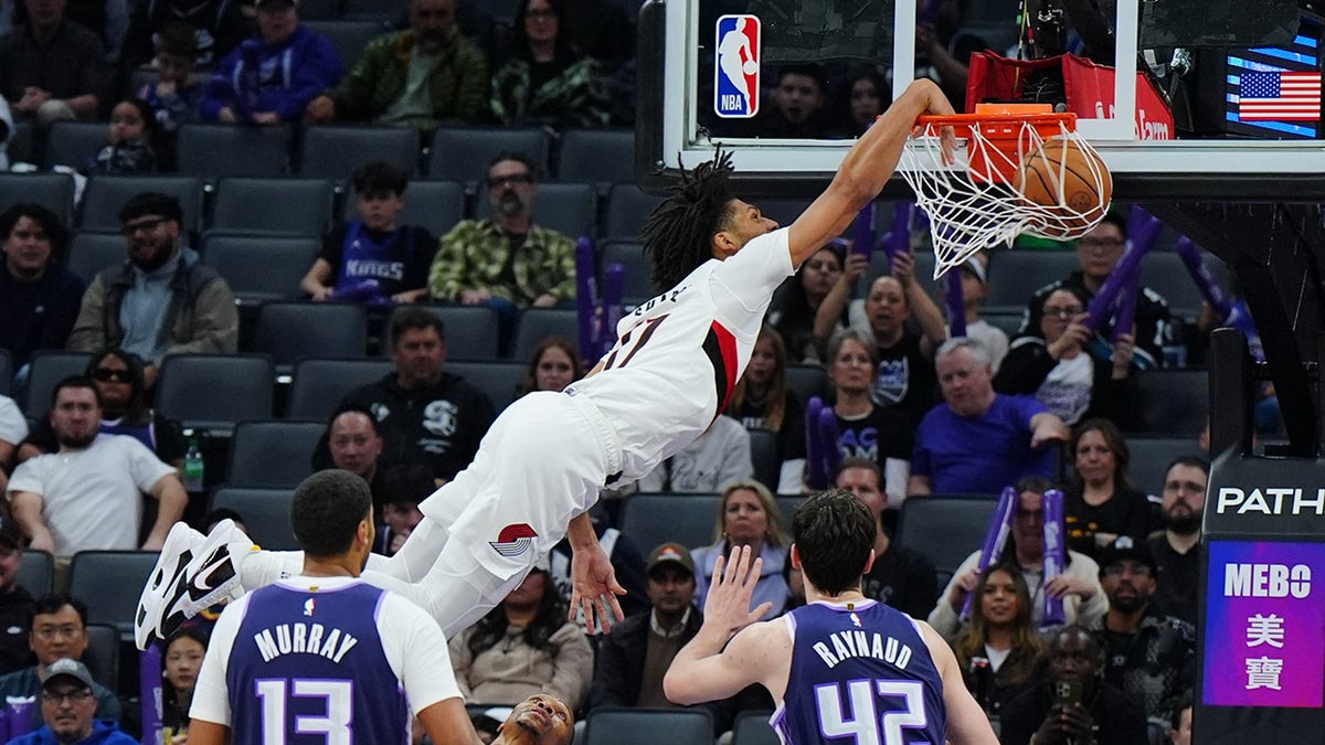 Trail Blazers' Shaedon Sharpe wows NBA fans with posterizing dunk over Russell Westbrook at george magazine