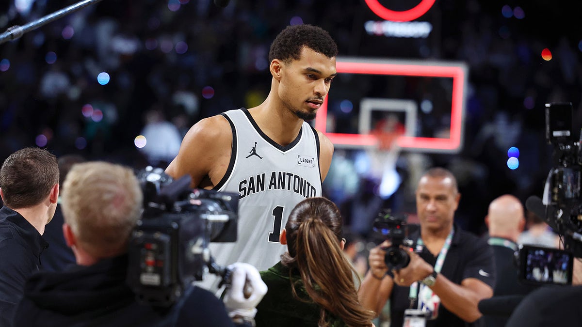 NBA broadcaster calls for Spurs star to change 'Alien' nickname: 'They deport those' at george magazine