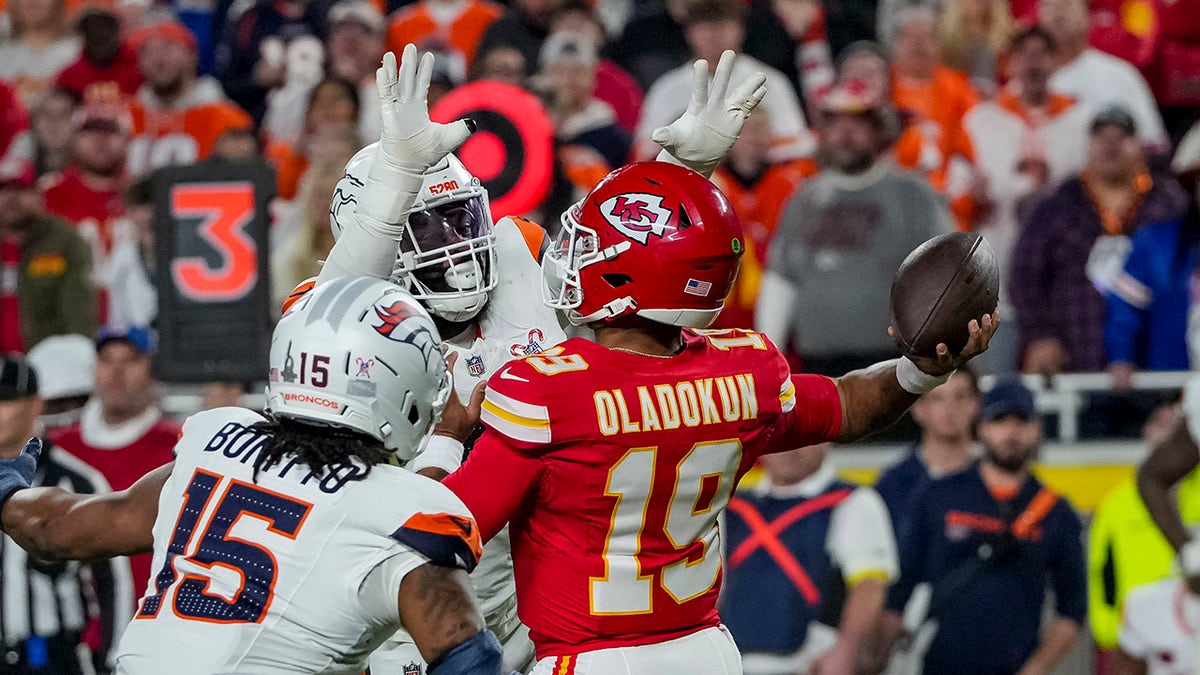 Broncos linebacker rips Chiefs in explicit posts after team clinches AFC West title at george magazine