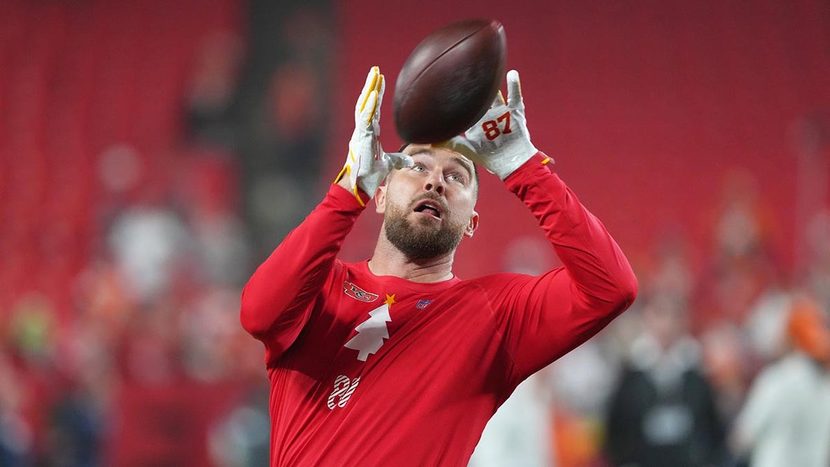 Travis Kelce held without touchdown in possible final home game as Broncos narrowly top Chiefs at george magazine