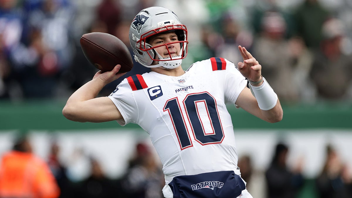 Patriots' Drake Maye makes MVP statement with Tom Brady-like game vs Jets at george magazine