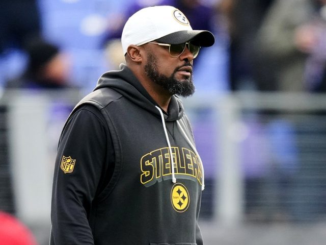 Steelers star expected to play in Week 15 after being hospitalized with abdominal issue