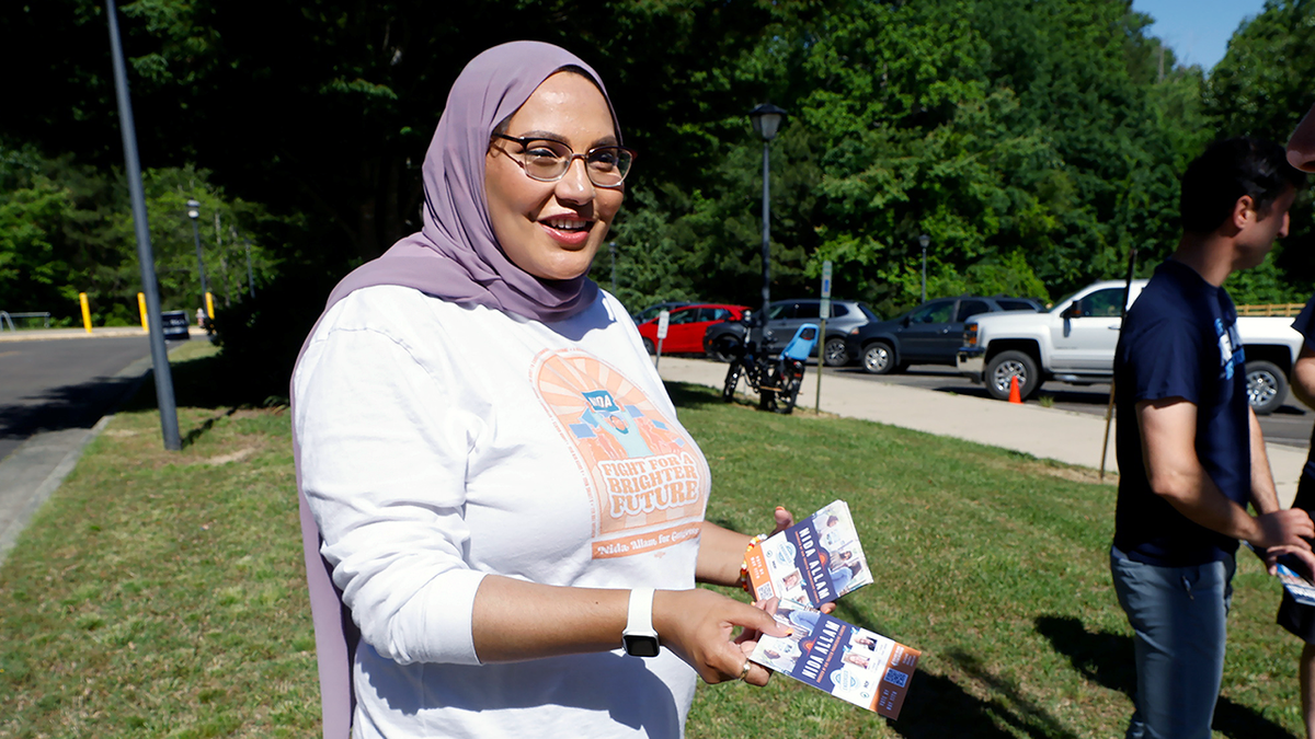 Progressive powerhouses launch primary war against Democratic establishment ahead of 2026 elections  at george magazine