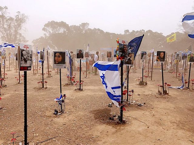 House unanimously approves barring anyone tied to Hamas’ Oct 7 attack from entering US