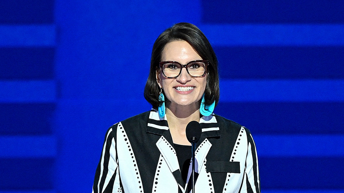 Minnesota Senate candidate wears hijab in visit to Somali market as fraud scandal unfolds at george magazine