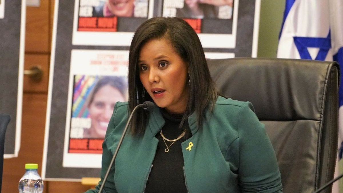 Israeli Knesset member says Australian officials 'did nothing' amid rise of antisemitism before Sydney attack at george magazine