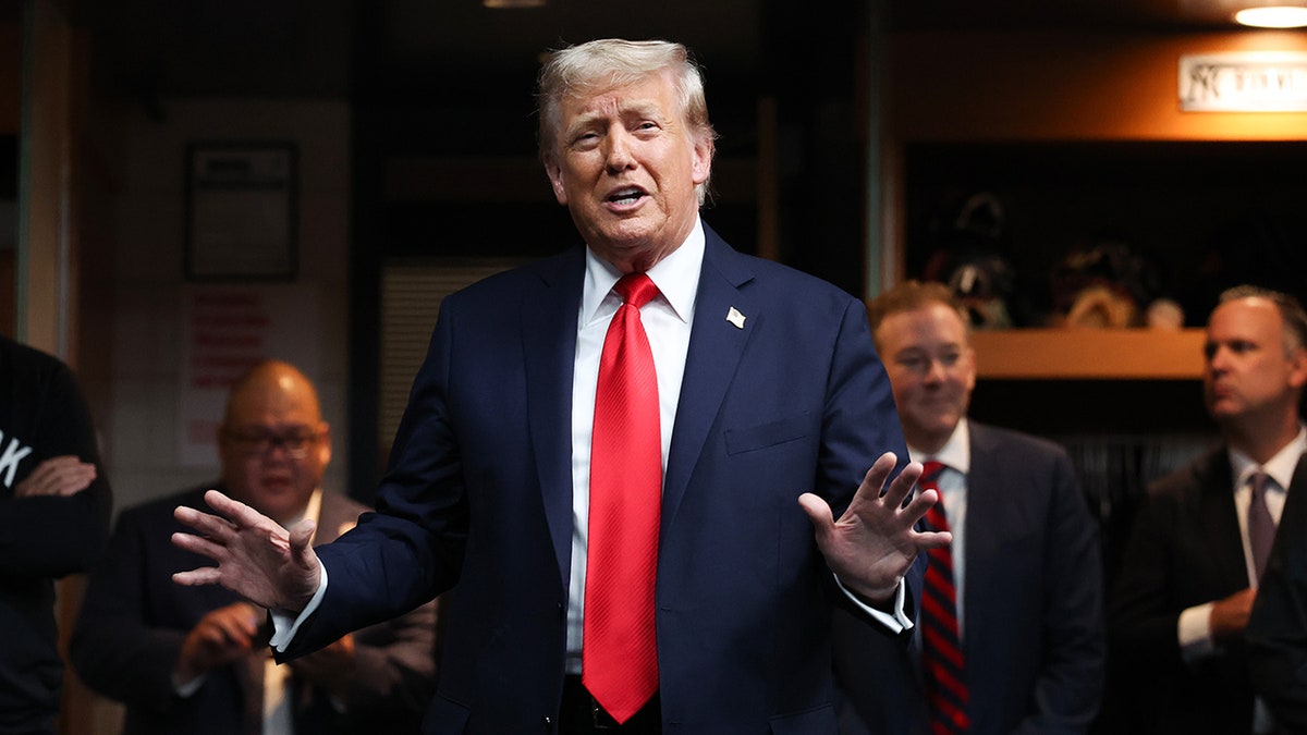 Senate GOP barrels past blockade to advance nearly 100 Trump nominees  at george magazine